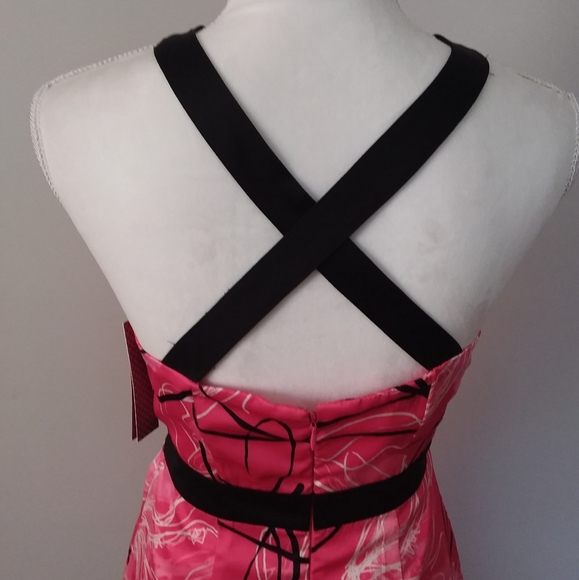 NWT Merona Pink and Black Halter Style Dress with Floral Design - Picture 10 of 13